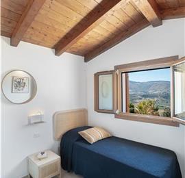 3 bedroom villa with pool near Castellamarre del Golfo, sleeps 5